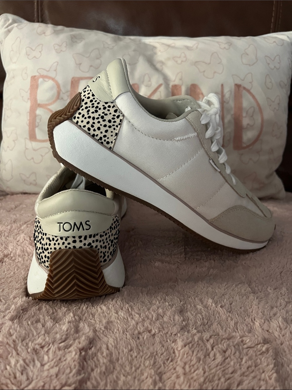 TOMS Women's White Sneakers with Black Speckled Heel